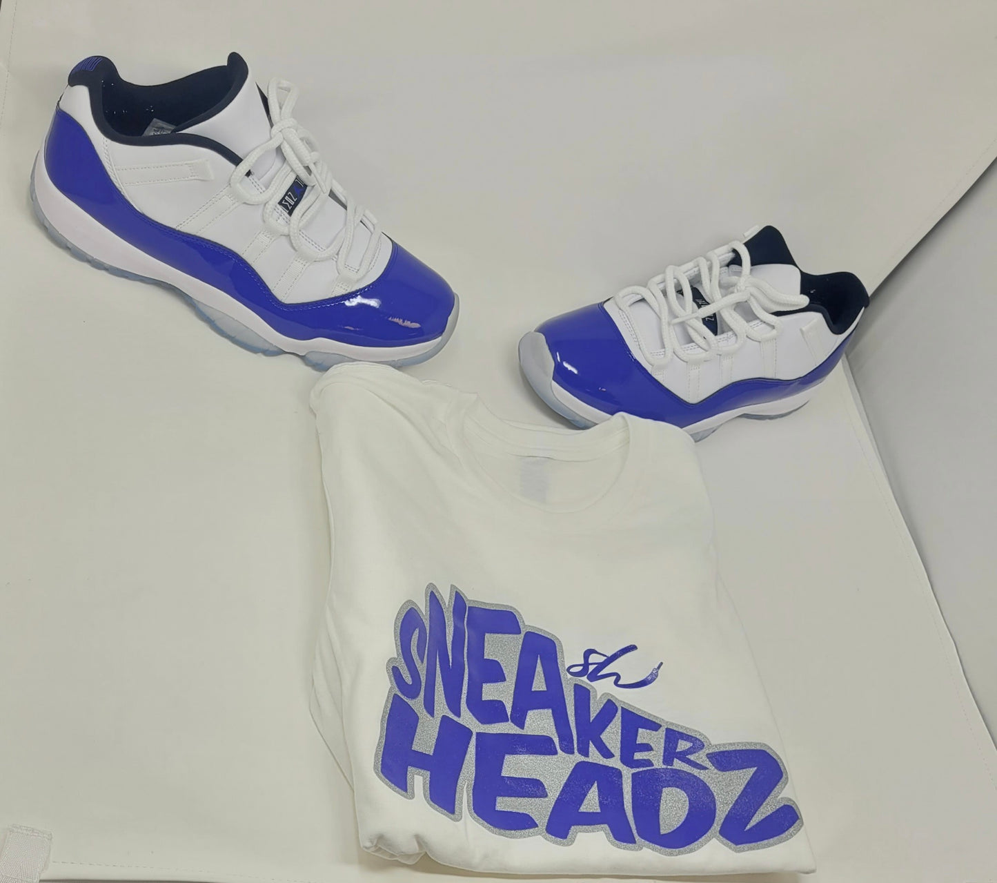 White Sneakerheadz New Release